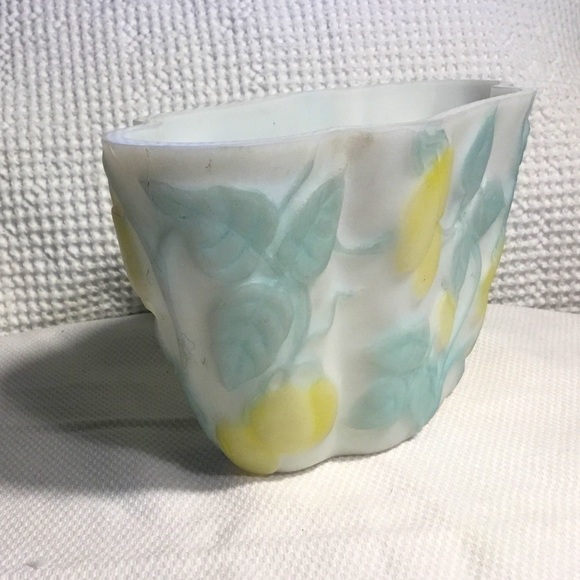 Antique 1920's Phoenix Glass Martele Olive Vase in White Painted Yellow & Green - Picture 2 of 11